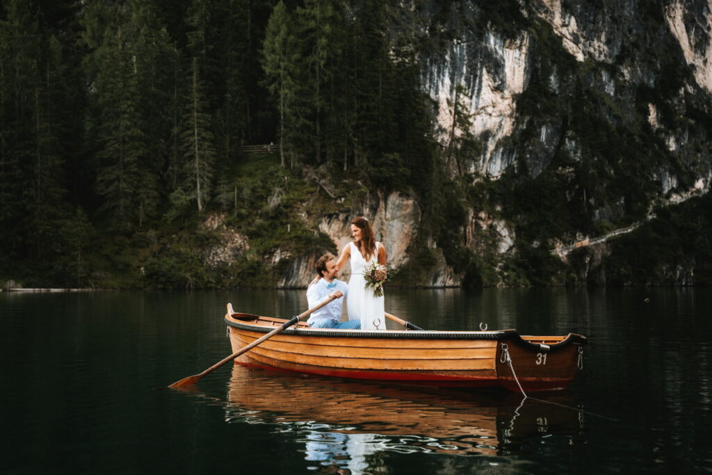 Svatba v Itálii u Lago di Braies