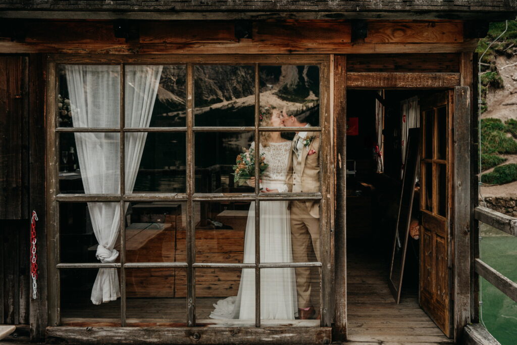 svatba v Itálii u Lago di Braies