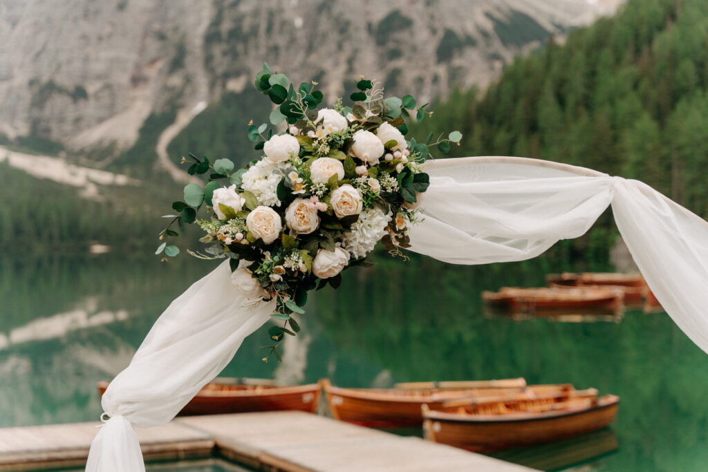 svatba v Itálii u Lago di Braies